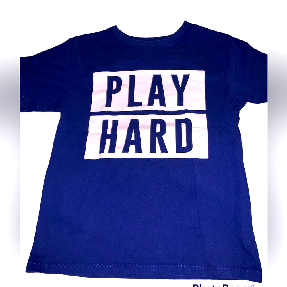 Boys “Play Hard” Graphic Shirt M 7/8